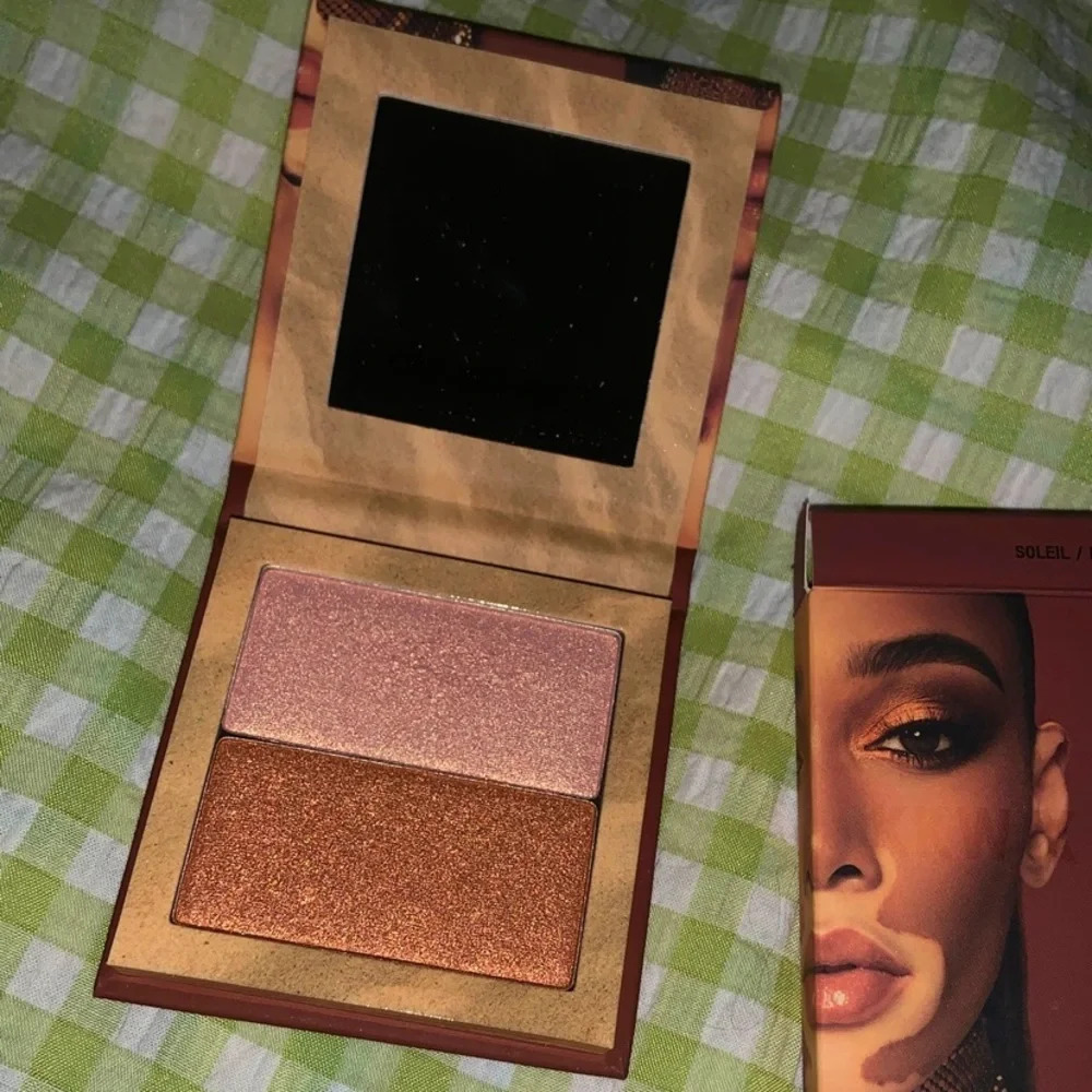 Kkw Winnie Harlow collab highlighter discontinued makeup bronze Kim k rare